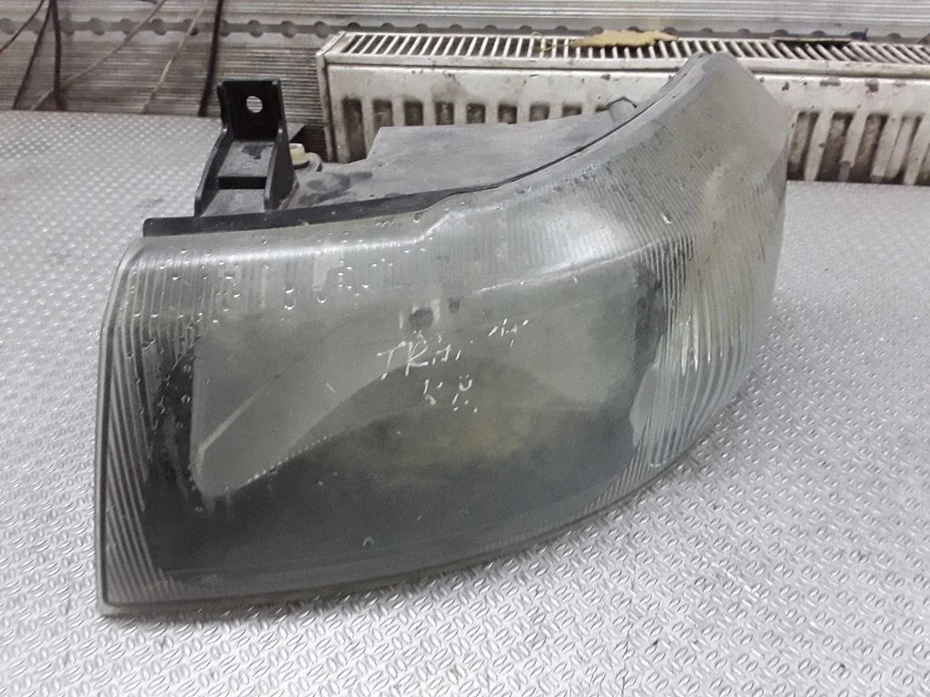 Reflektor – Ford Transit - Tourneo Connect (2003-2008)