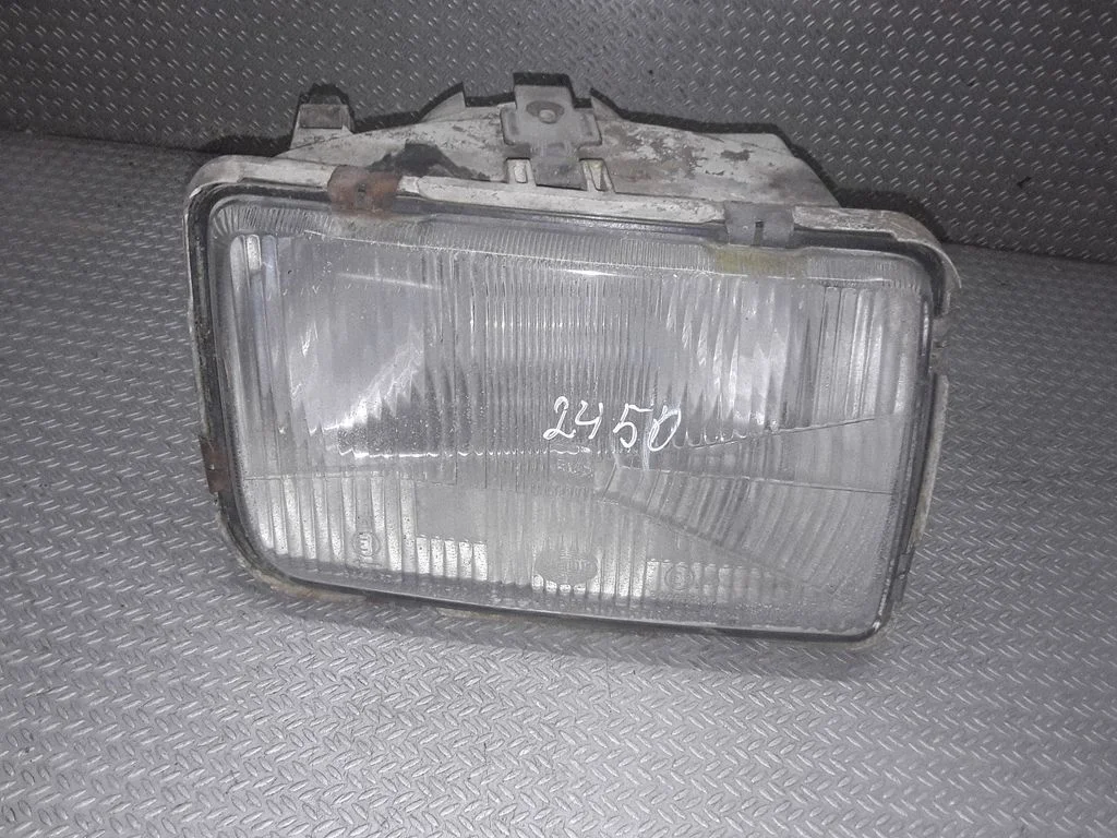 Esituli 12658600RE – Ford Sierra (1982-1987)