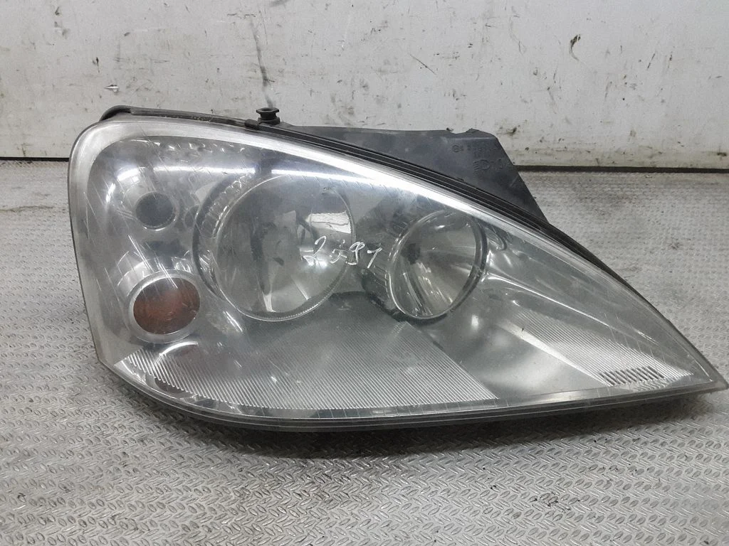 Headlight/headlamp – Ford Galaxy (2000-2006)