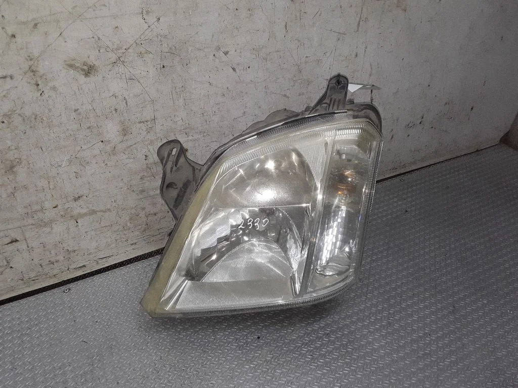 Reflektor 93321052