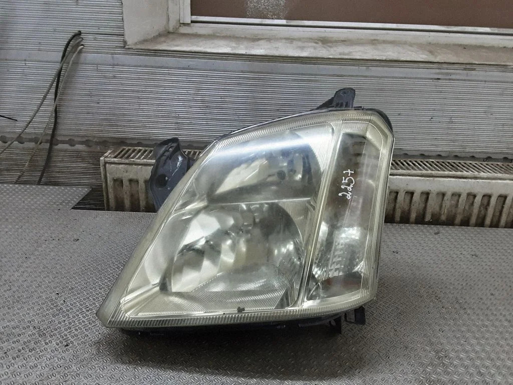 Reflektor 93321052