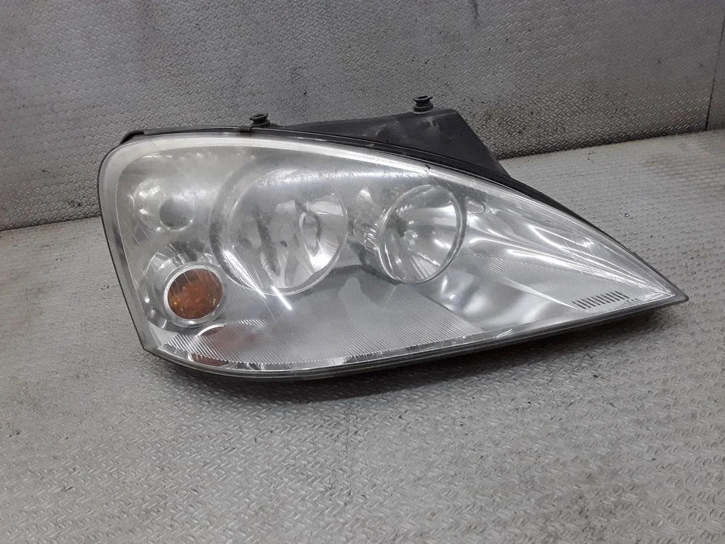 Headlight/headlamp – Ford Galaxy (2000-2006)