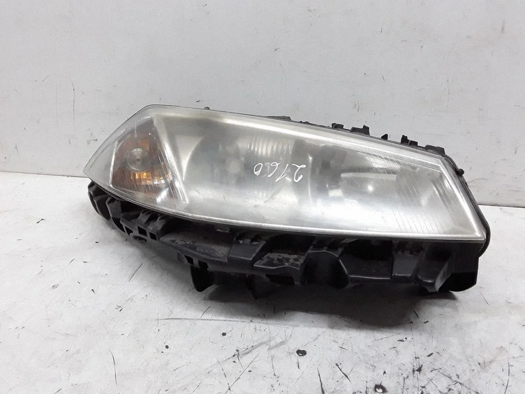 Headlight/headlamp – Renault Megane II (2002-2005)