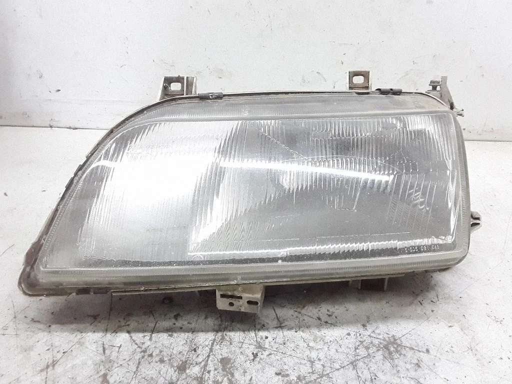 Headlight/headlamp – Ford Galaxy (1995-2000)