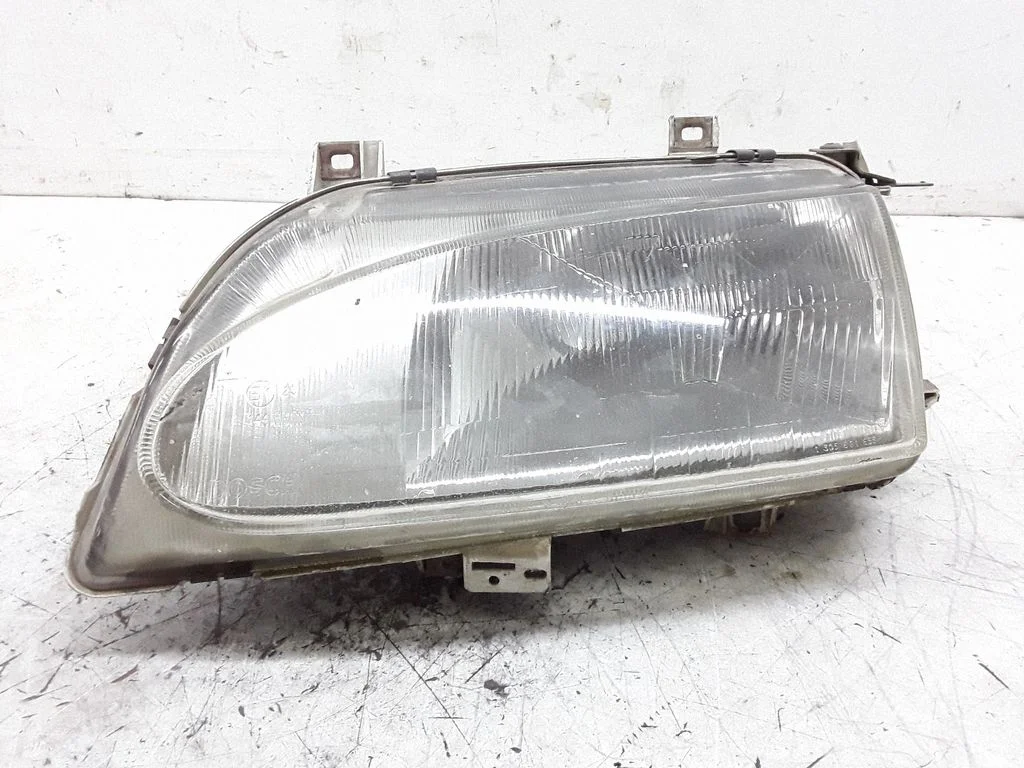 Headlight/headlamp – Ford Galaxy (1995-2000)