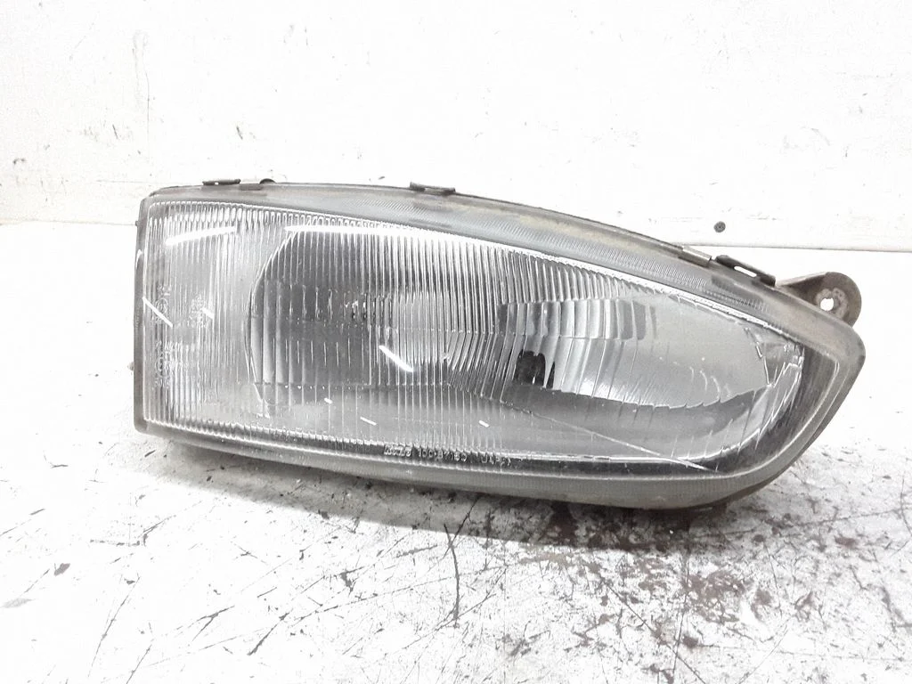 Reflektor – Mitsubishi Colt (1992-1996)