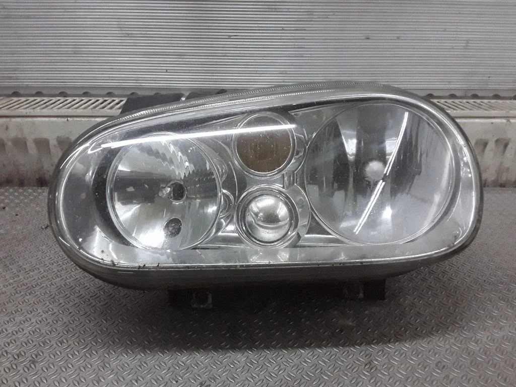 Headlight/headlamp – Volkswagen Golf IV (1998-2005)