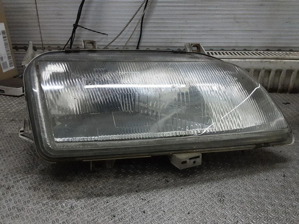Headlight/headlamp – Volkswagen Sharan (1996-2000)