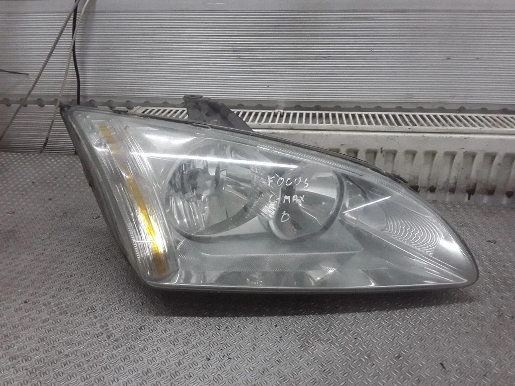 Headlight/headlamp – Ford Focus C-MAX (2003-2010)