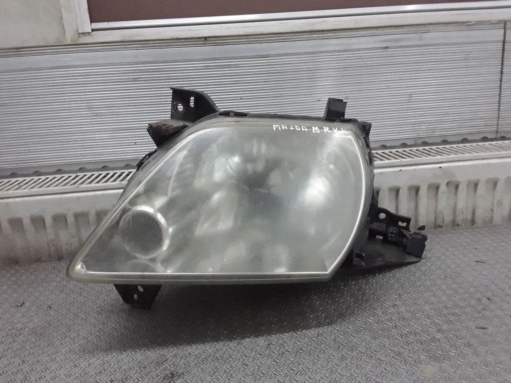 Reflektor – Mazda MPV II LW (1999-2007), lewa