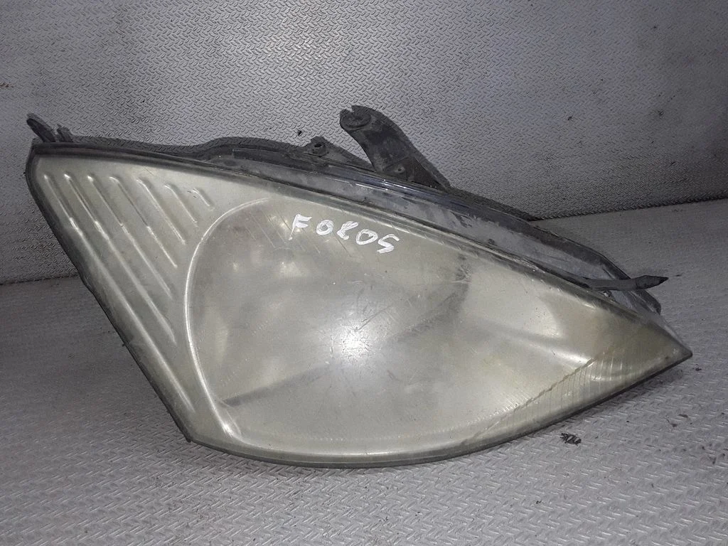 Headlight/headlamp – right