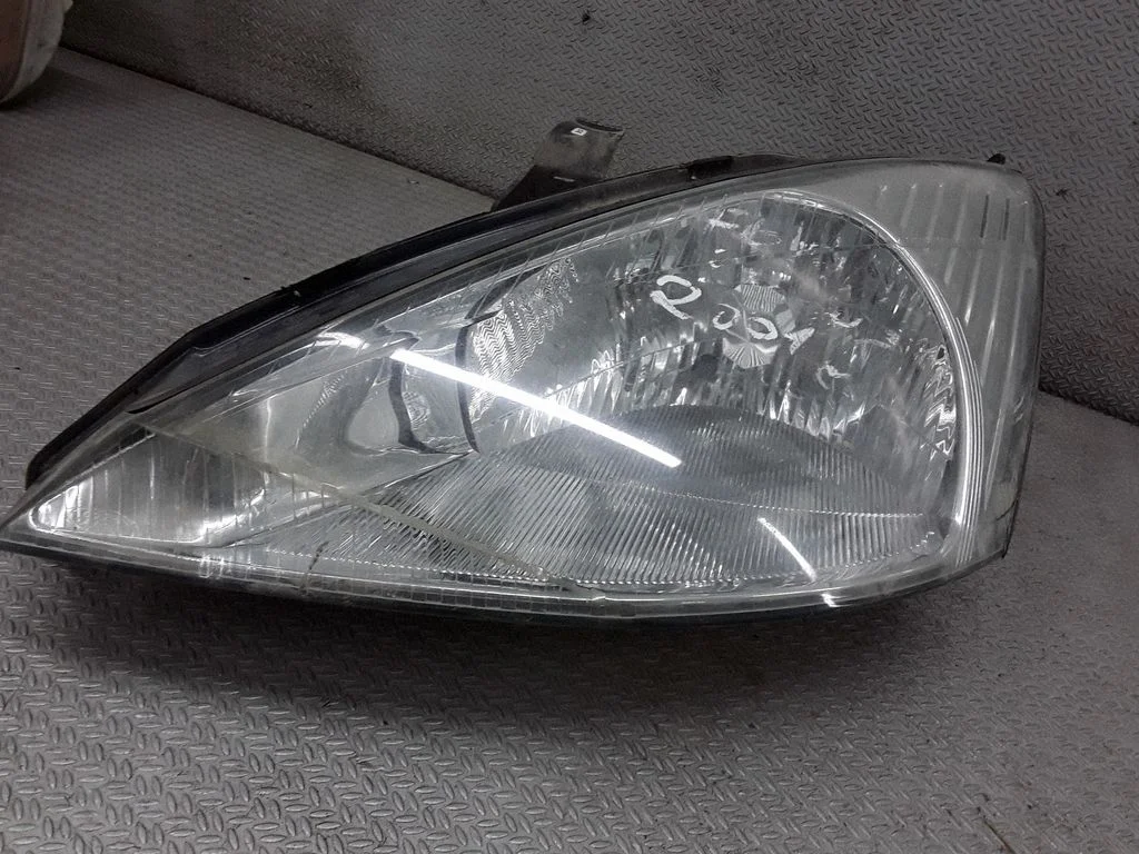 Headlight/headlamp E4209422