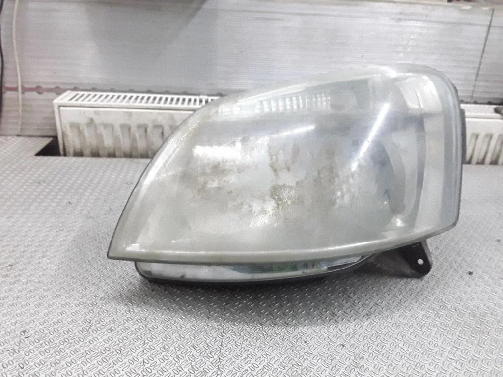 Headlight/headlamp – Peugeot Partner (1996-2002)
