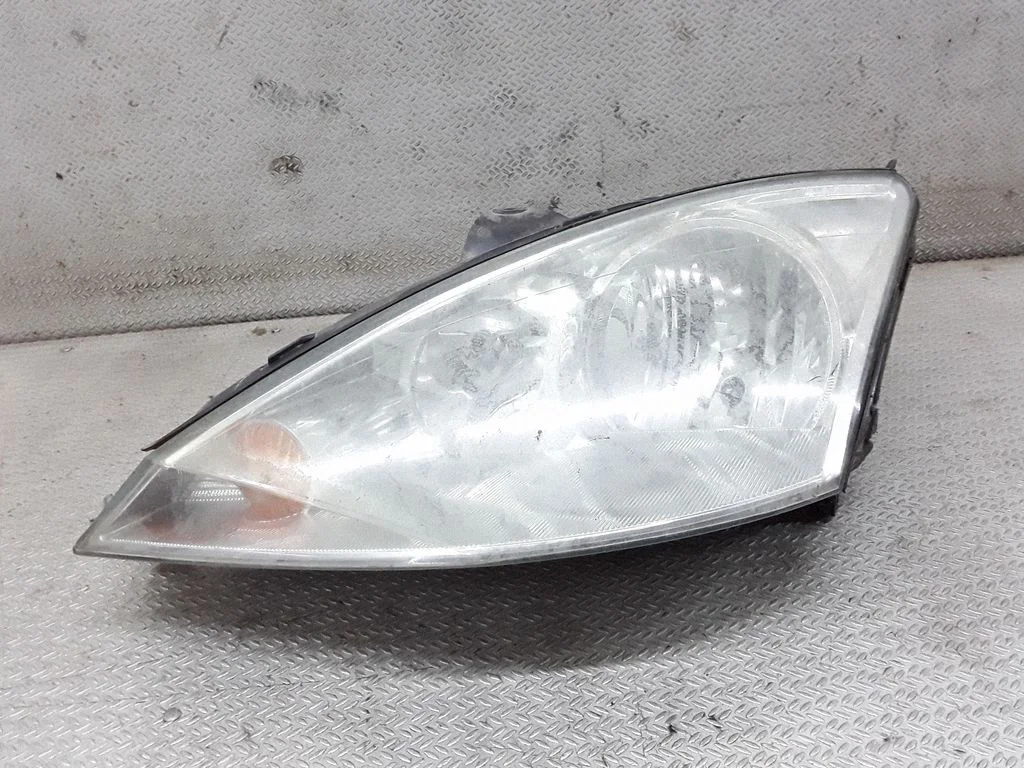 Headlight/headlamp – left