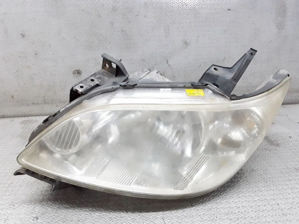 Reflektor – Mazda MPV II LW (1999-2007), lewa