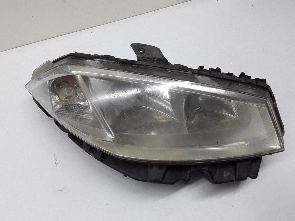 Headlight/headlamp – Renault Megane II (2002-2005)