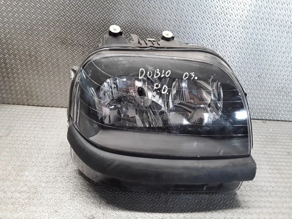 Esituli – Fiat Doblo (2000-2009)