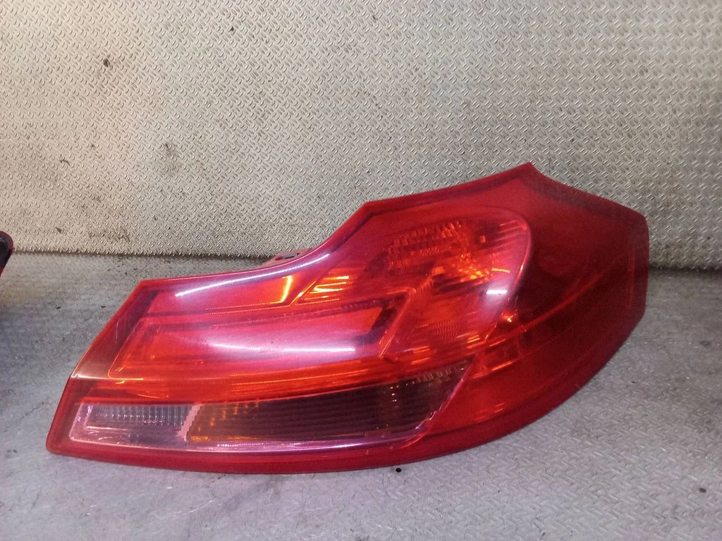 Tagatuli keres – Opel Insignia A (2008-2017)