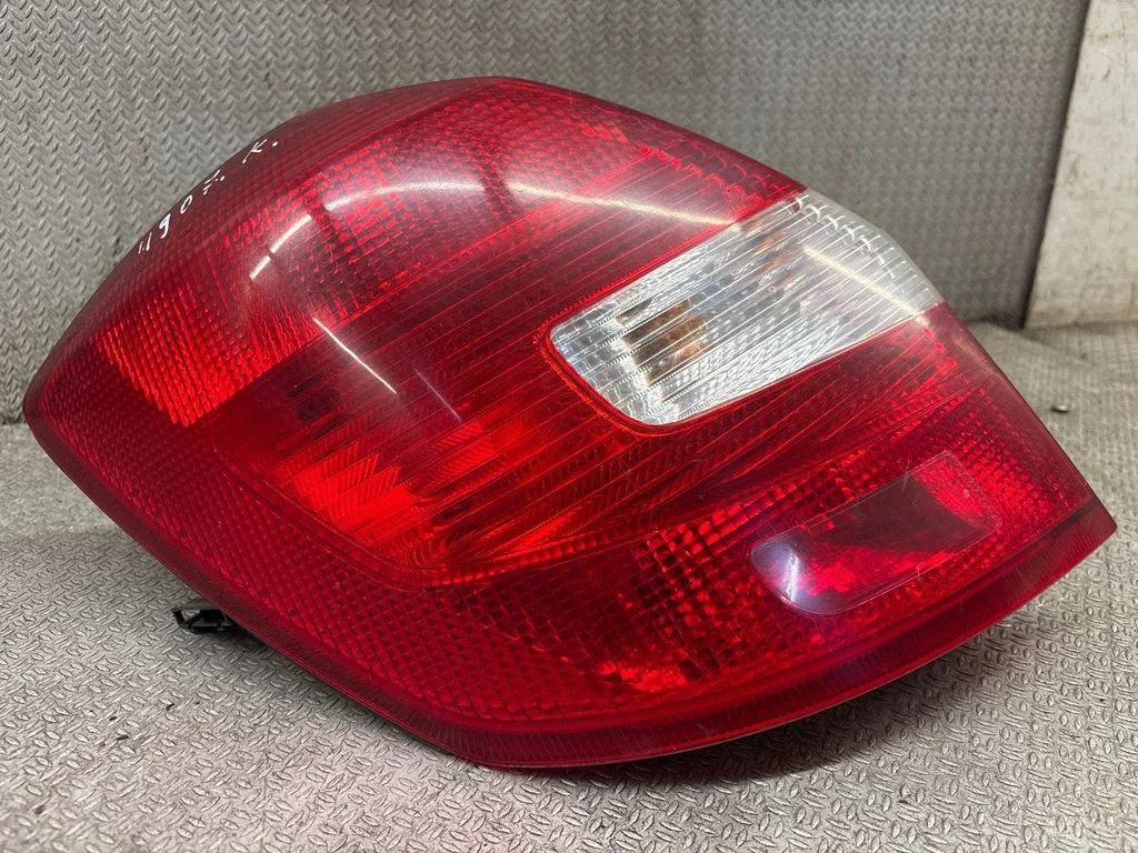 Rear/tail lights – Skoda Fabia Mk2 (5J) (2007-2014)