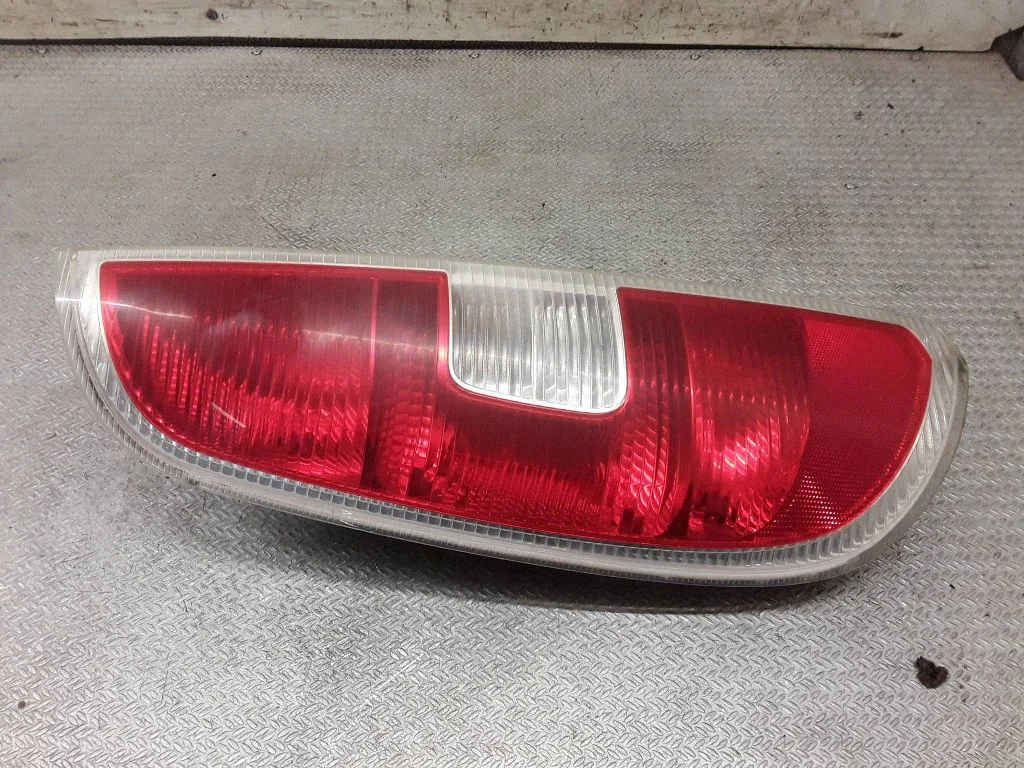 Rear/tail lights – Skoda Roomster (5J) (2006-2015)