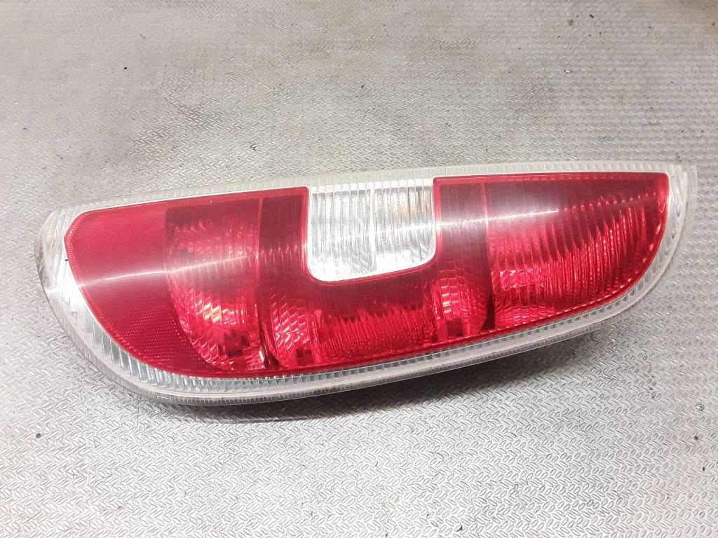 Rear/tail lights – Skoda Roomster (5J) (2006-2015)