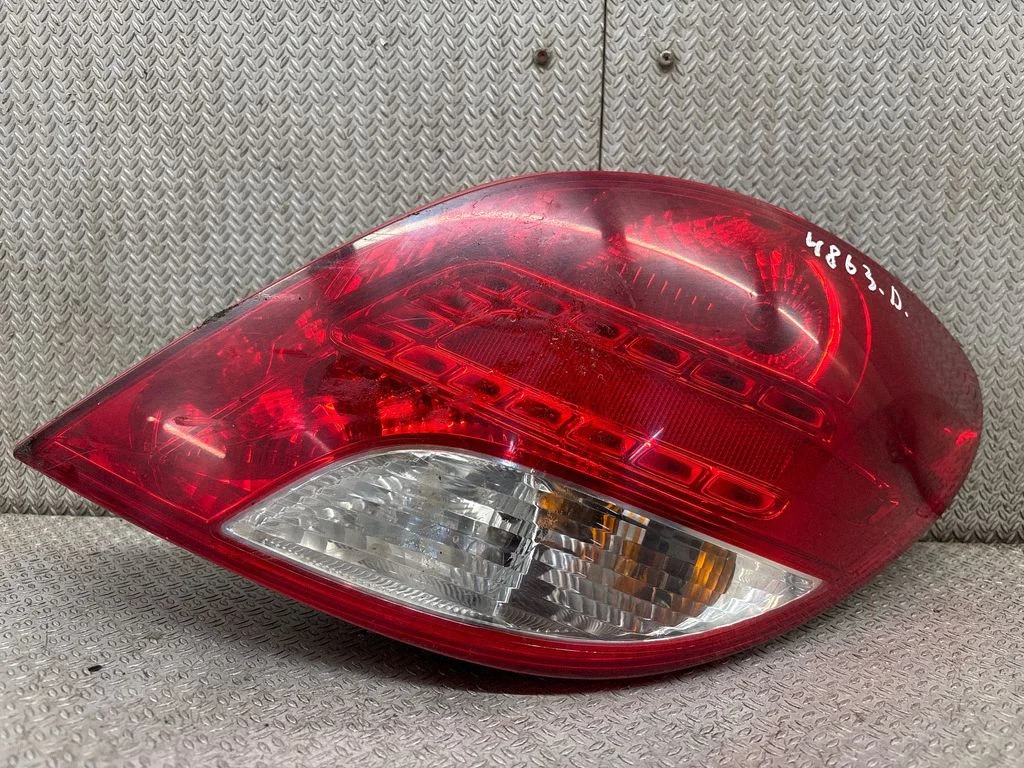 Aizmugurējais lukturis virsbūvē 9686565980 – Peugeot 207 CC (2007-2014)
