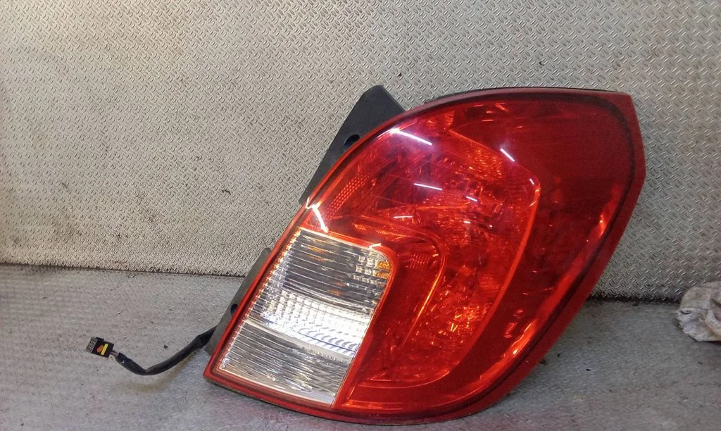Rear/tail lights – Opel Antara (2006-2016)