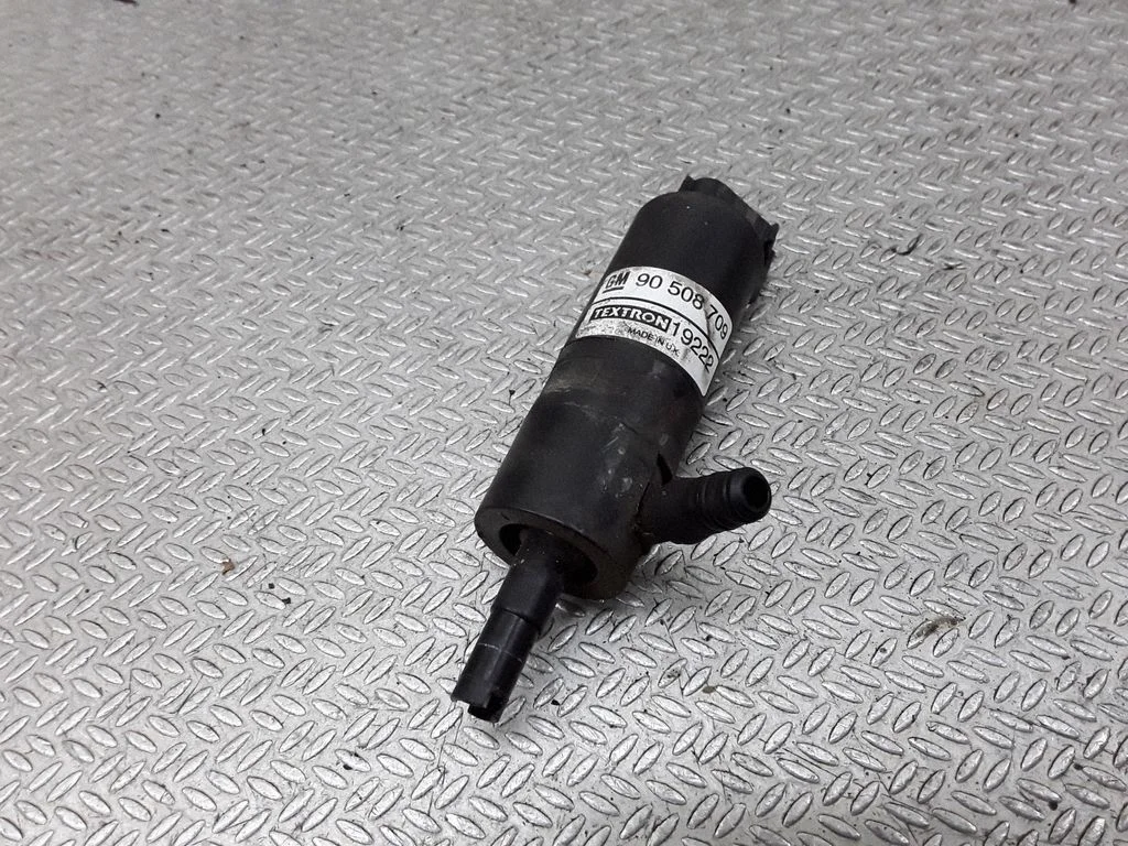 Headlight washer pump – Saab 9-5 (1998-2005)
