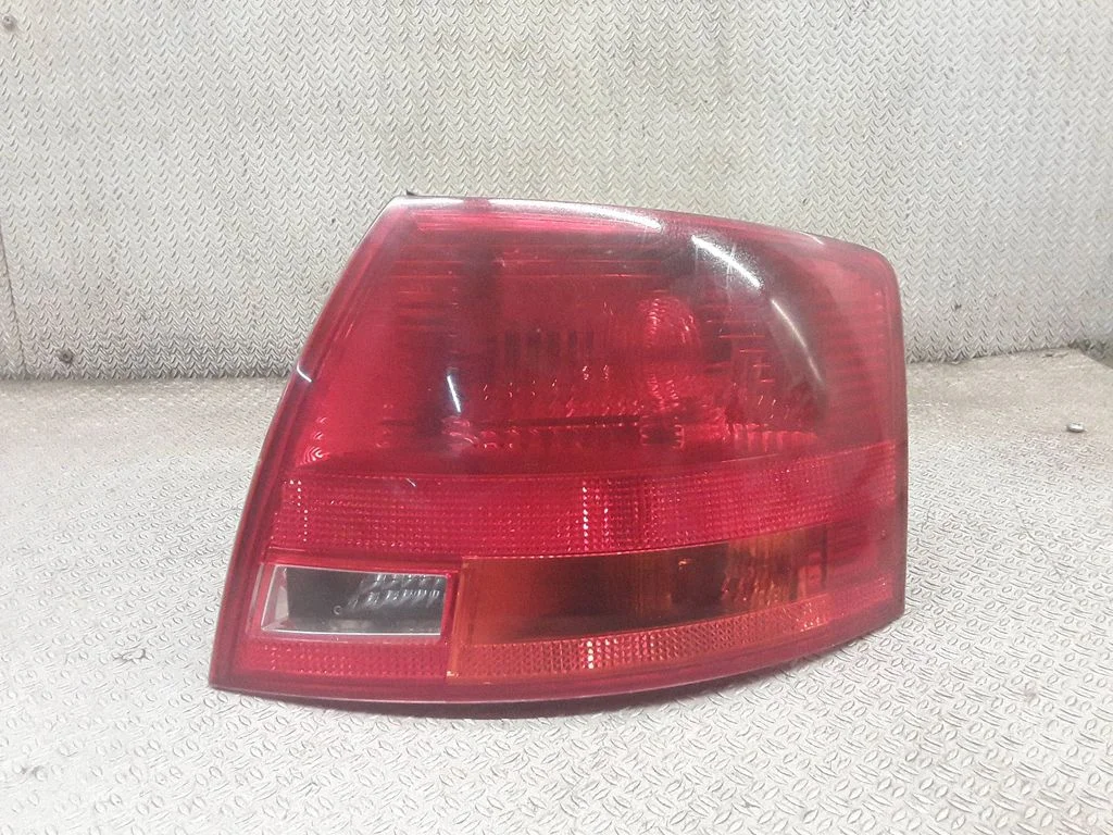 Rear/tail lights – Audi A4 S4 B7 8E 8H (2005-2008)