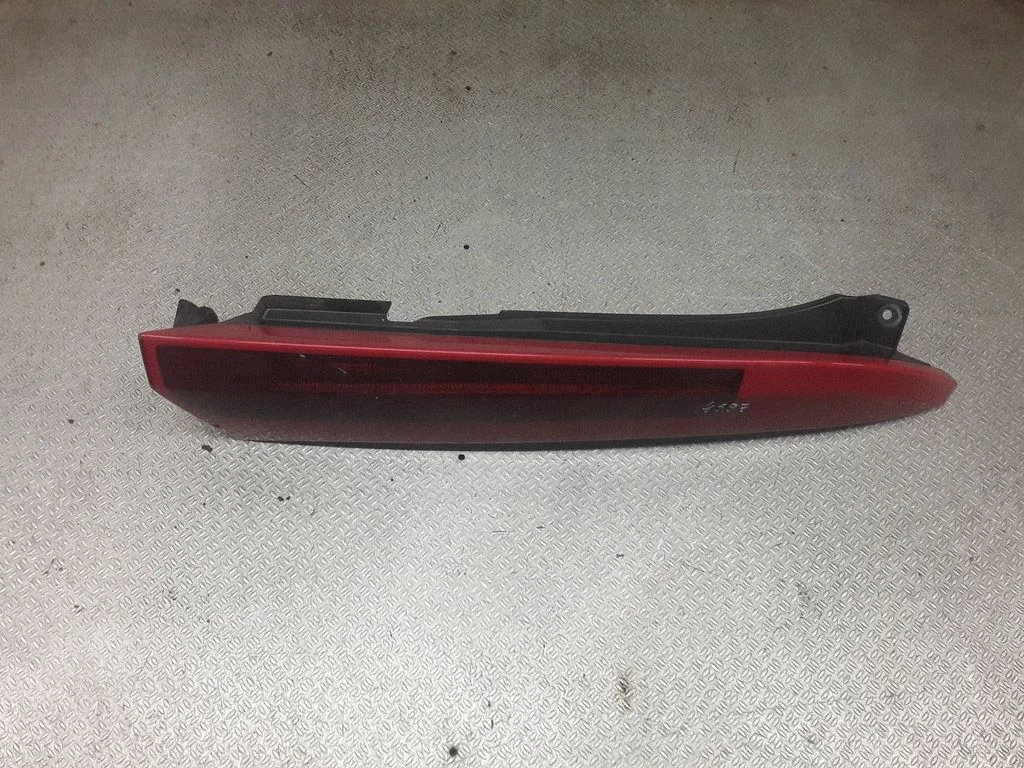 Rear/tail lights – Volvo XC90 (2003-2006)