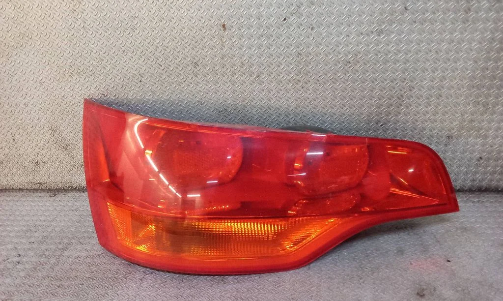 Rear/tail lights – Audi Q7 4L (2005-2015)
