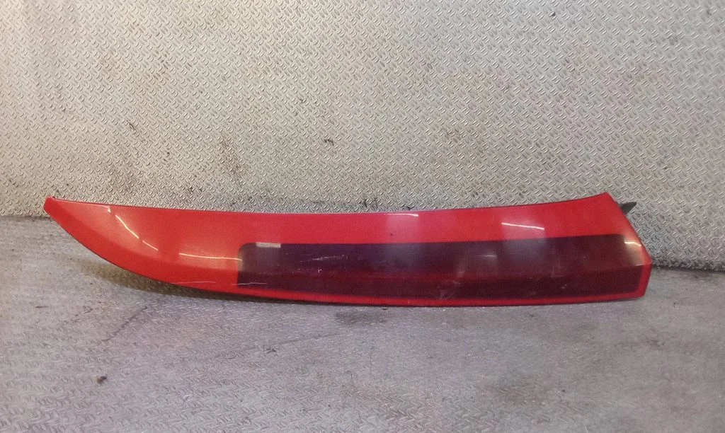 Rear/tail lights – Volvo XC90 (2003-2006)