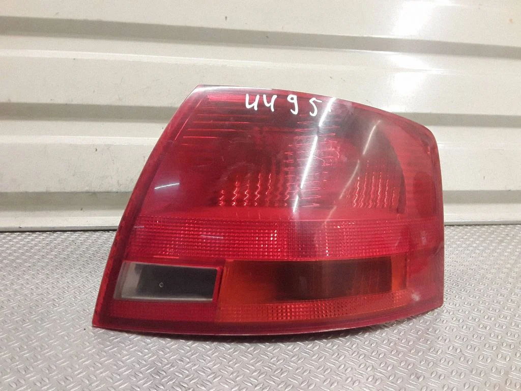 Rear/tail lights – Audi A4 S4 B7 8E 8H (2005-2008)