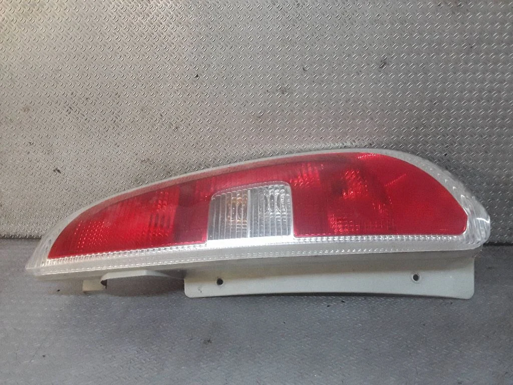 Rear/tail lights – Skoda Roomster (5J) (2006-2015)