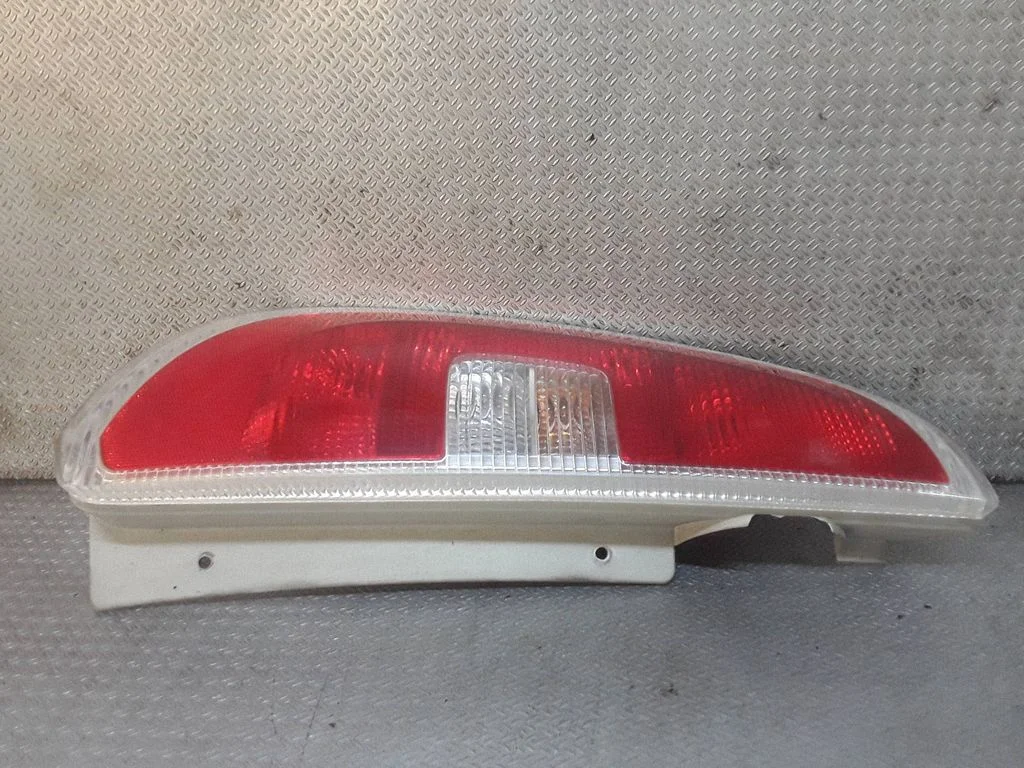 Rear/tail lights – Skoda Roomster (5J) (2006-2015)