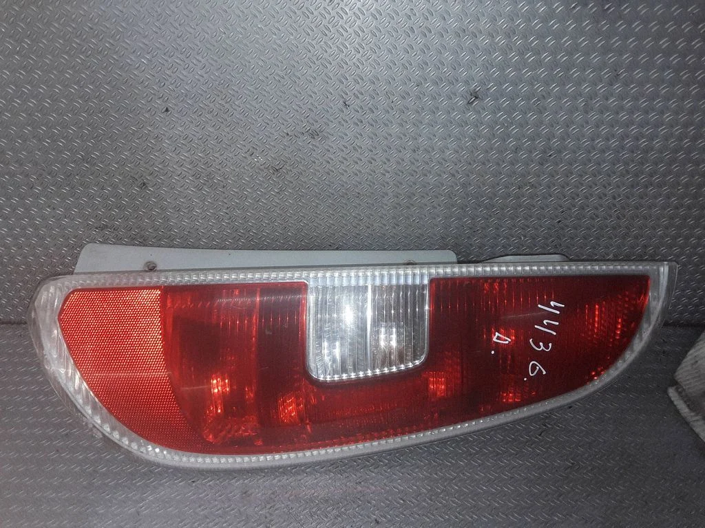 Rear/tail lights – Skoda Roomster (5J) (2006-2015)