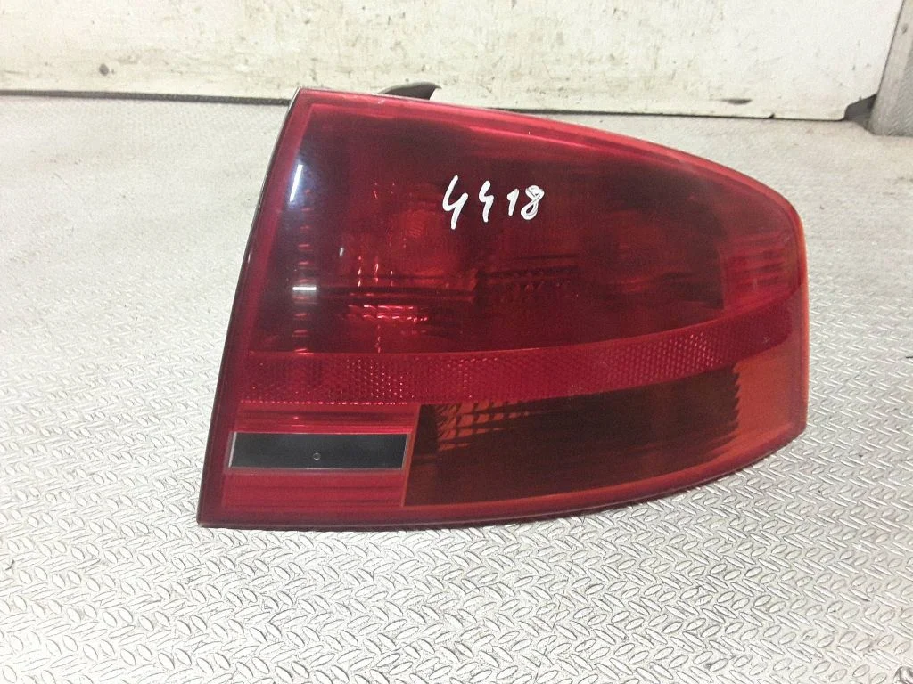 Rear/tail lights – Audi A4 S4 B7 8E 8H (2005-2008)