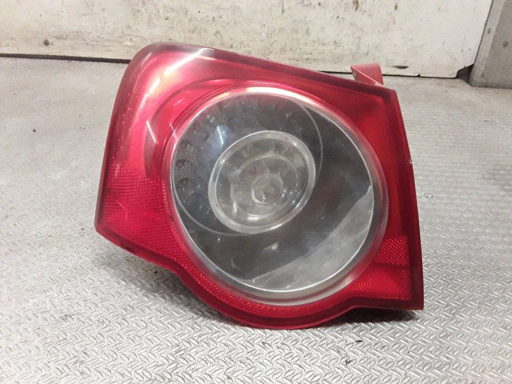 Rear/tail lights – Volkswagen Passat B5.5 (2001-2005)