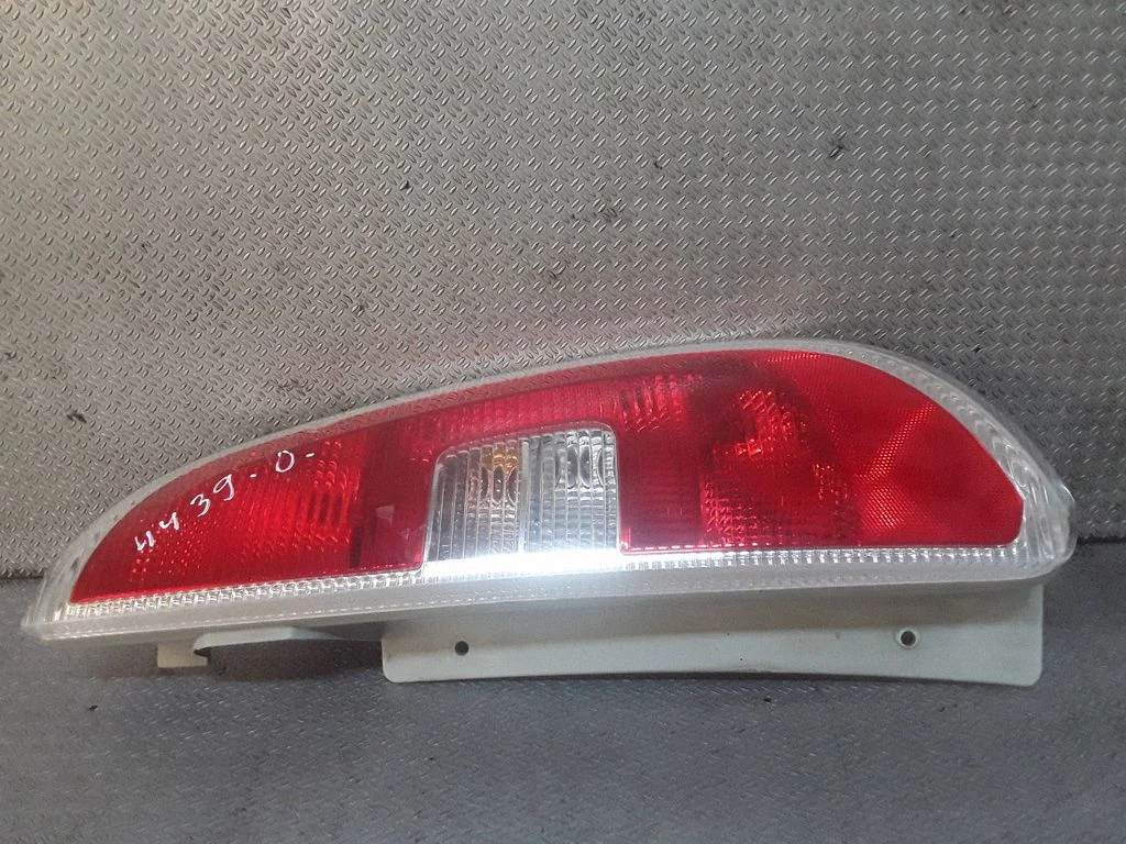 Rear/tail lights – Skoda Roomster (5J) (2006-2015)