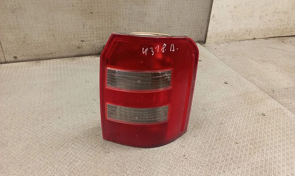 Lampa tylna w błotniku – prawa