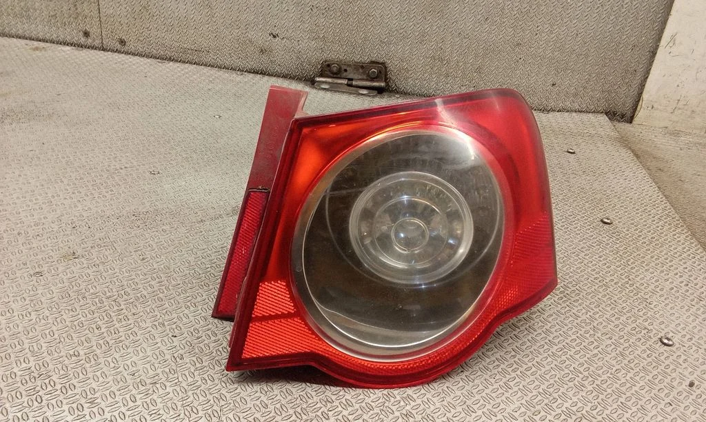 Rear/tail lights – Volkswagen Passat B6 (2005-2010)