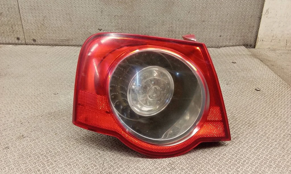 Rear/tail lights – Volkswagen Passat B6 (2005-2010)