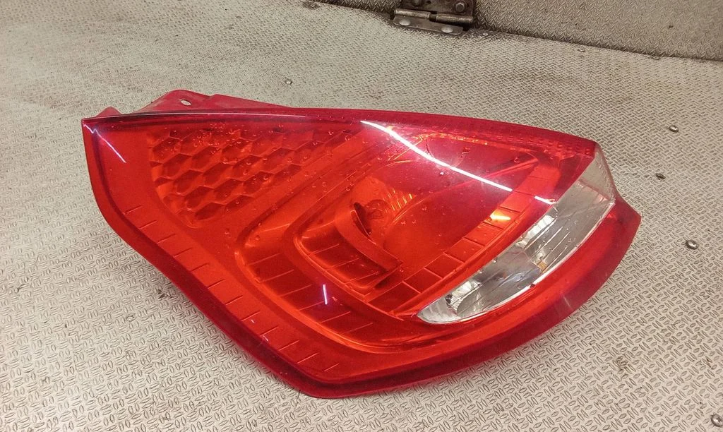 Rear/tail lights – Ford Fiesta (2009-2012)