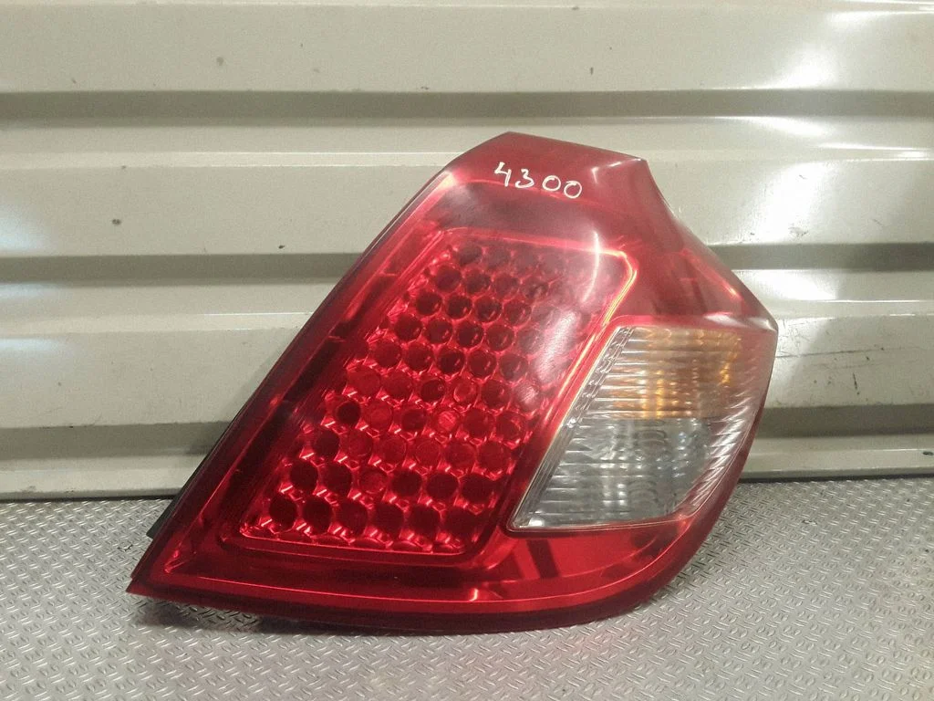 Lampa tylna w błotniku – KIA Ceed (2006-2012)