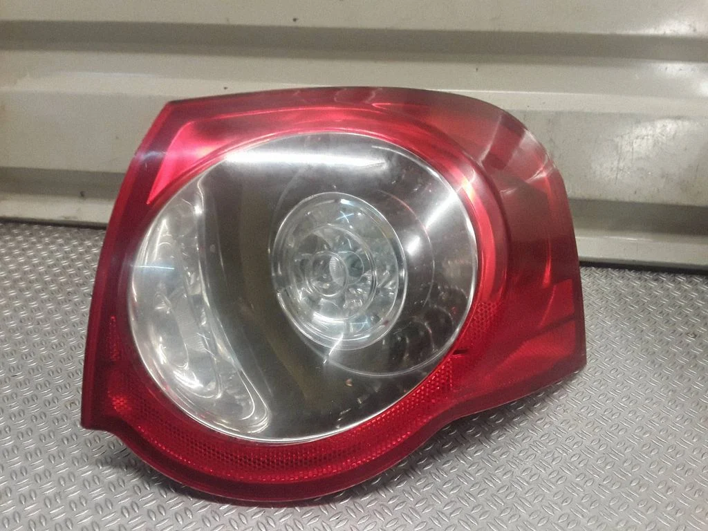 Rear/tail lights – Volkswagen Passat B6 (2005-2010)