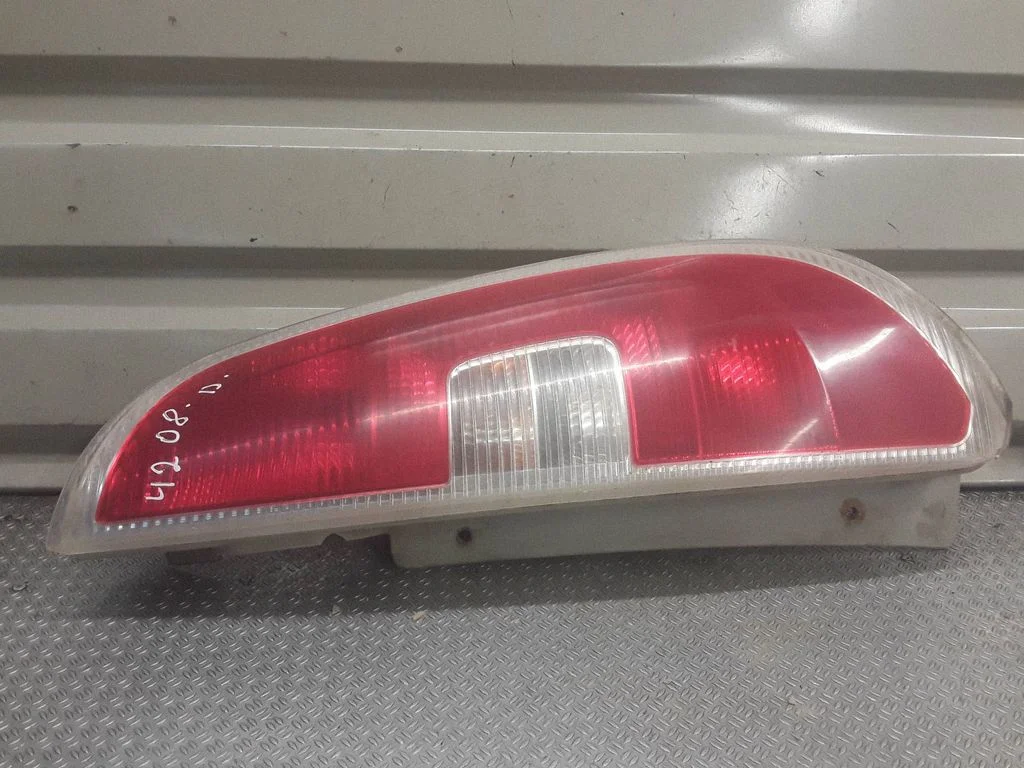 Rear/tail lights – Skoda Roomster (5J) (2006-2015)