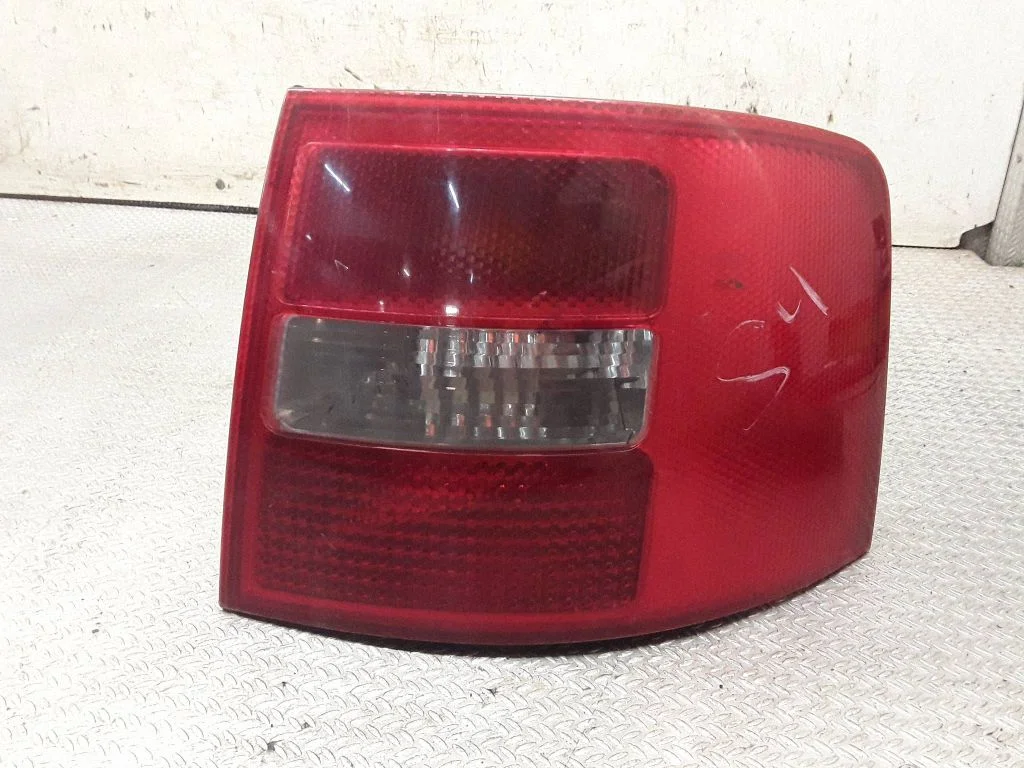 Rear/tail lights – Audi A6 Allroad C5 (1999-2005)
