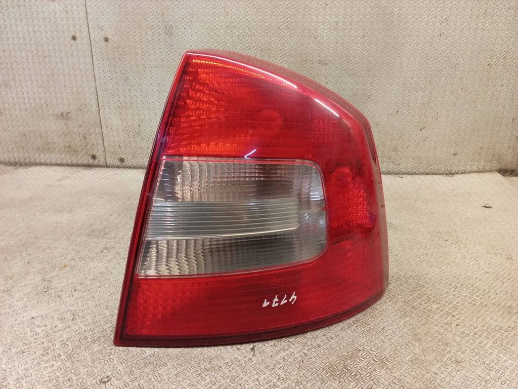 Rear/tail lights – Skoda Octavia Mk2 (1Z) (2004-2013)