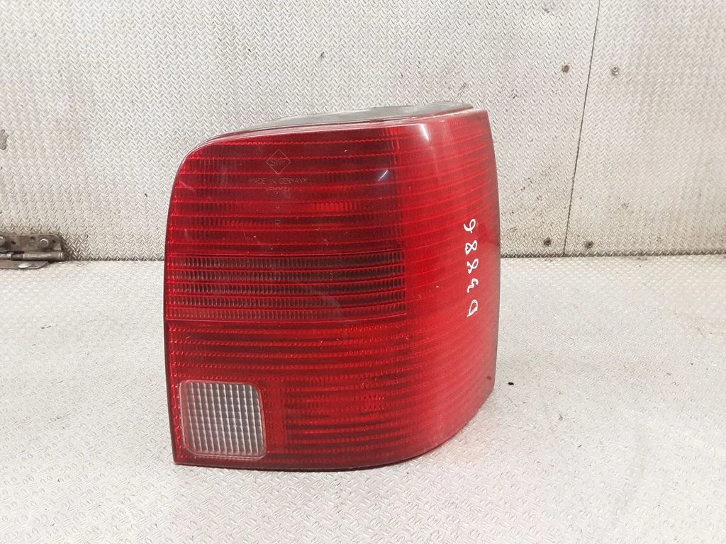 Rear/tail lights – Volkswagen Passat B5 (1997-2000)