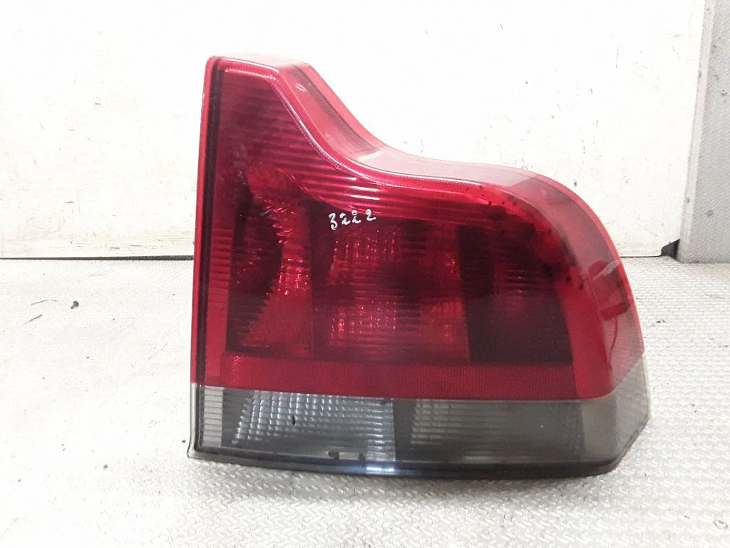 Lampa tylna w błotniku – prawa